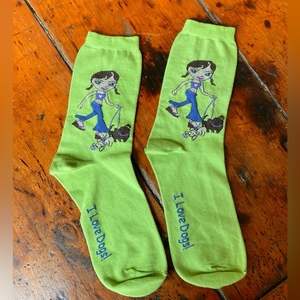 NWOT Lime Green I Love Dogs Socks Sz: Medium